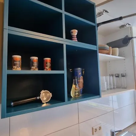 Apartment Lovely 2-bedroom Unit In Duesseldorf Tastefully Furnished Düsseldorf