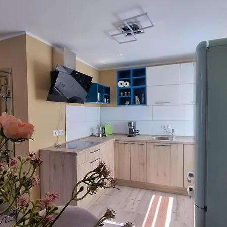 Apartment Lovely 2-bedroom Unit In Duesseldorf Tastefully Furnished Düsseldorf