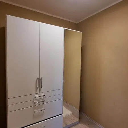 Apartment Lovely 2-bedroom Unit In Duesseldorf Tastefully Furnished Düsseldorf