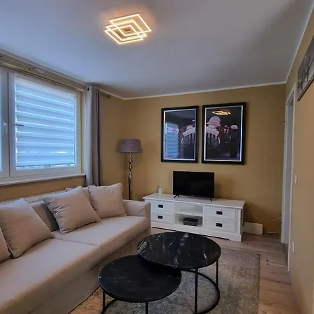 Lovely 2-bedroom Unit In Duesseldorf Tastefully Furnished Düsseldorf