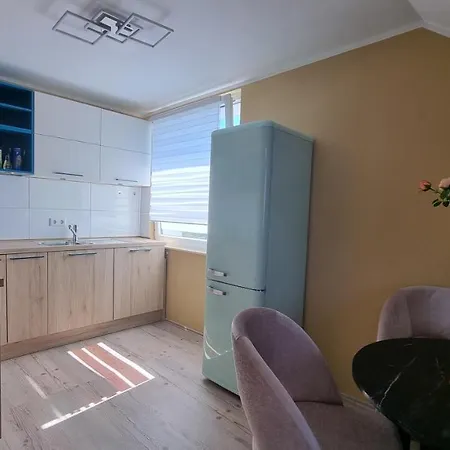 Apartment Lovely 2-bedroom Unit In Duesseldorf Tastefully Furnished Düsseldorf