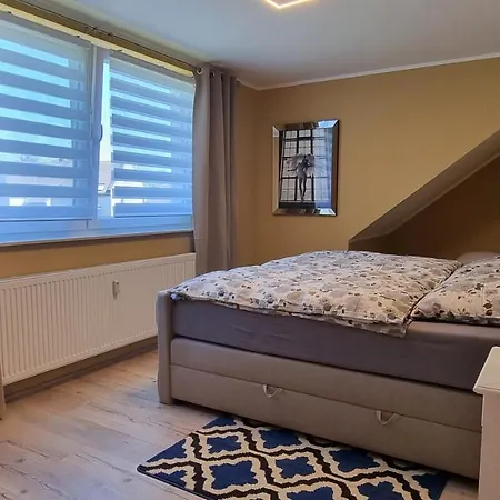 Lovely 2-bedroom Unit In Duesseldorf Tastefully Furnished