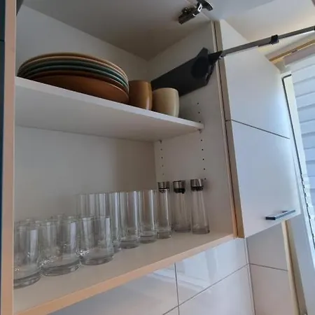 Apartment Lovely 2-bedroom Unit In Duesseldorf Tastefully Furnished