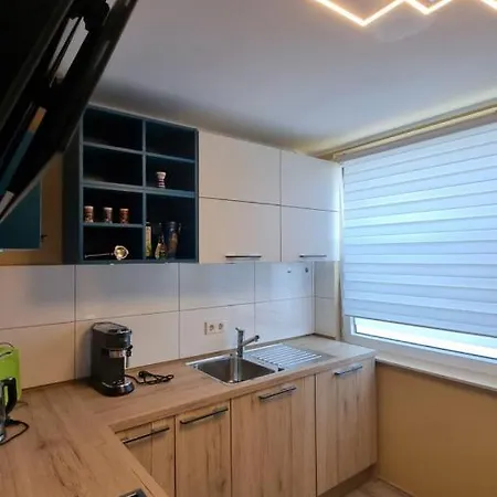 Apartment Lovely 2-bedroom Unit In Duesseldorf Tastefully Furnished Dusseldorf